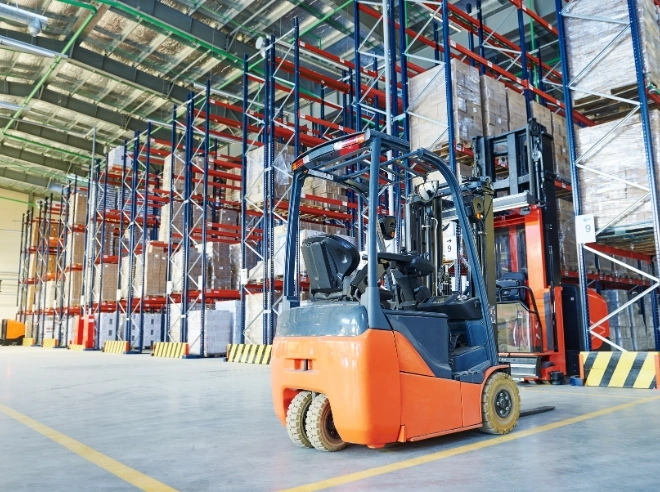 Warehousing-&-Distribution